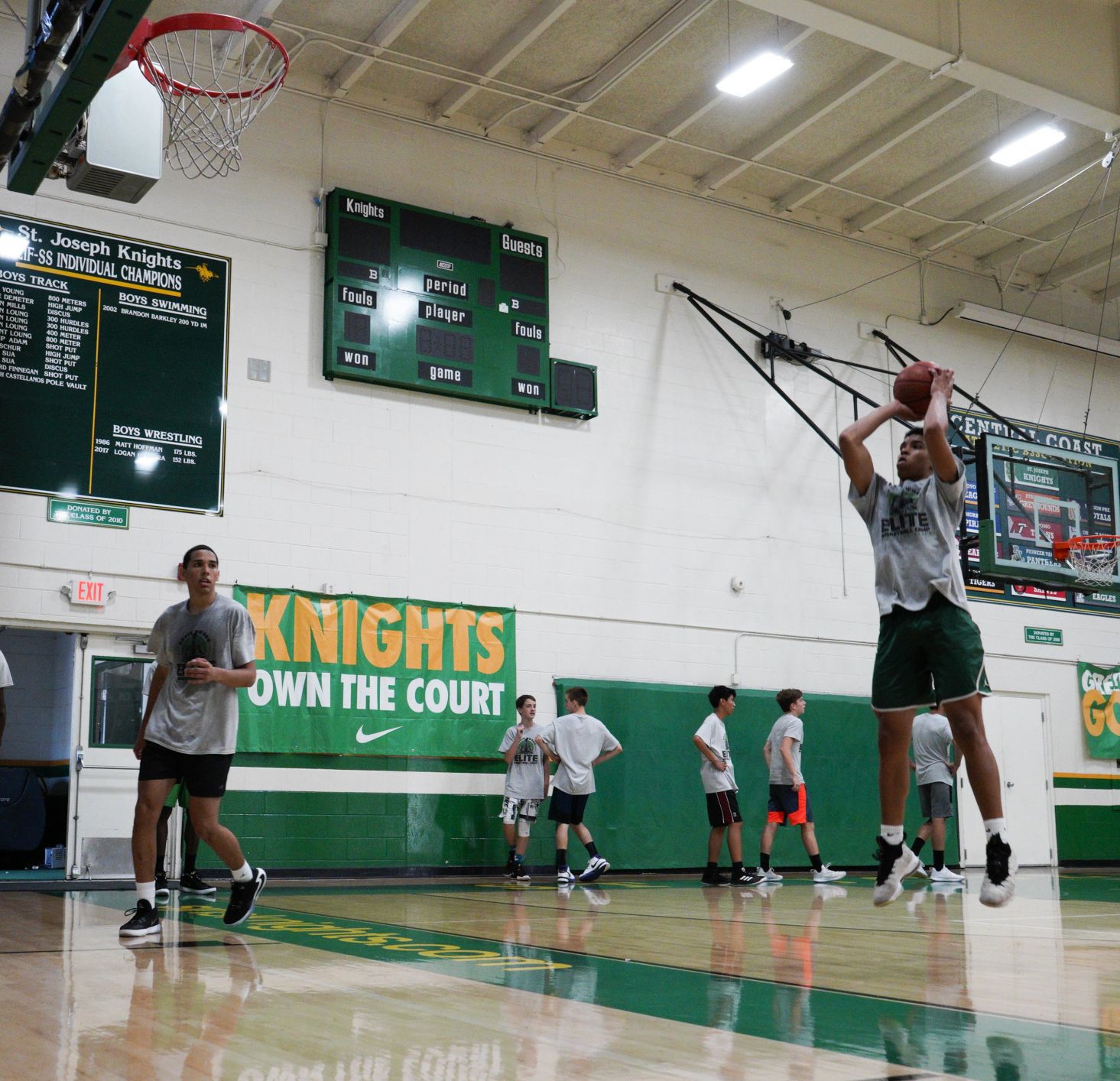 082419 Nwaba Basketball Camp 05.jpg
